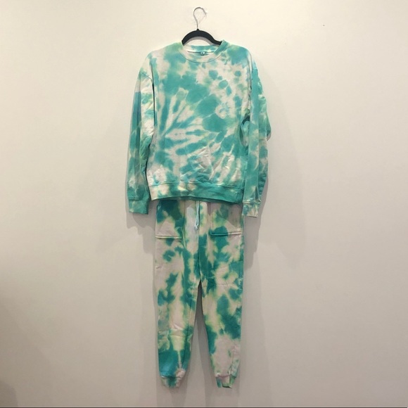 Turquoise Tie-Dye Sweatsuit Set - Picture 4 of 5